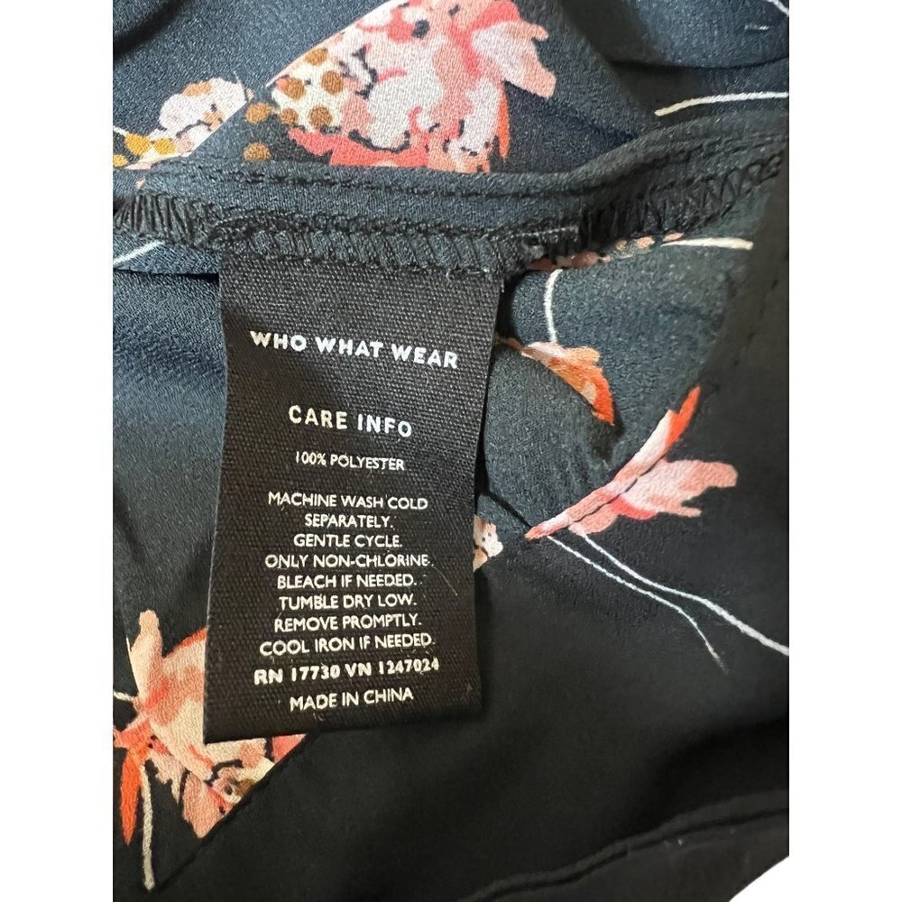 What Not To Wear Women's Black Floral Top - Picture 3 of 7